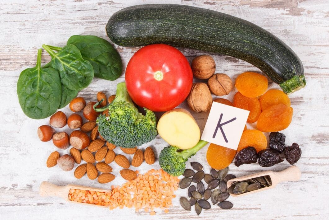 Vitamin K heter egentligen koagulationsvitamin (därav bokstaven K)